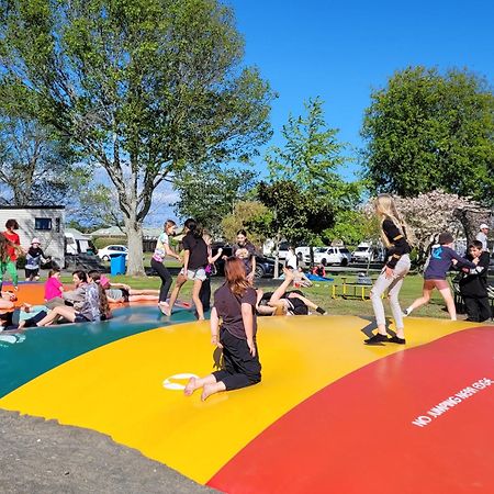 Levin Kiwi Holiday Park Bagian luar foto