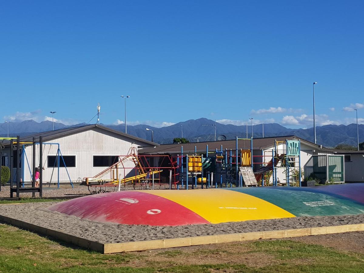 Levin Kiwi Holiday Park Bagian luar foto