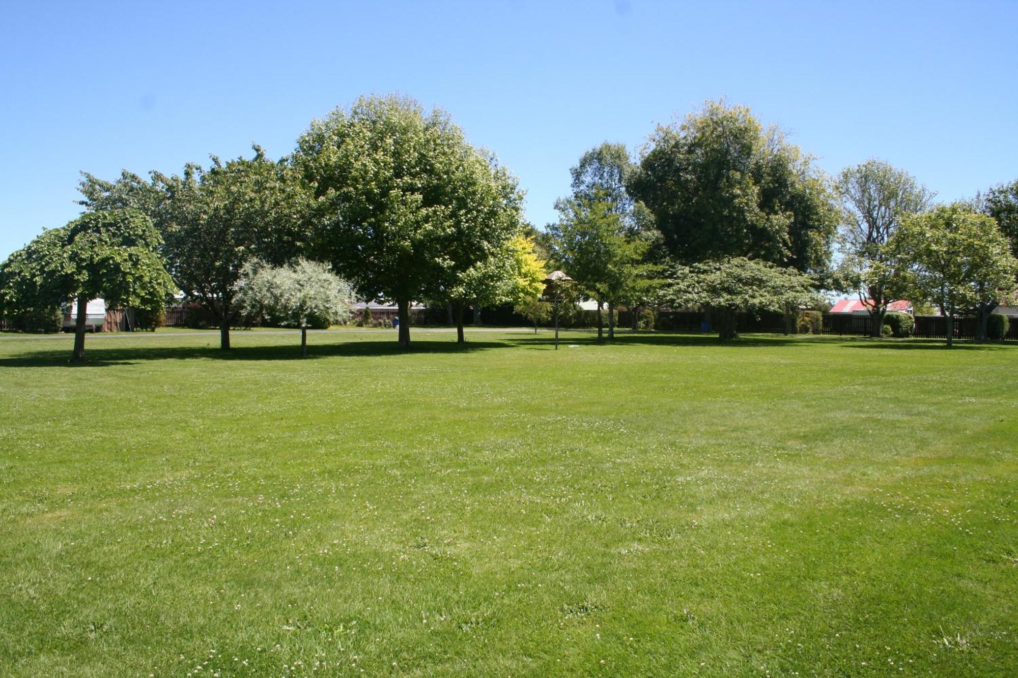 Levin Kiwi Holiday Park Bagian luar foto