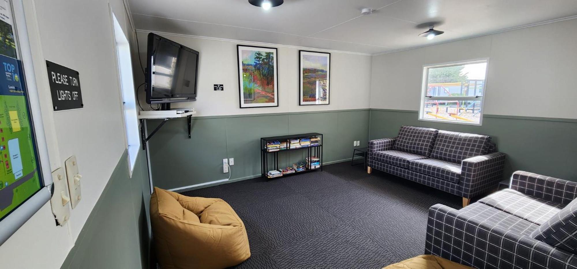 Levin Kiwi Holiday Park Bagian luar foto